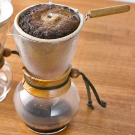 Cafetière filtre style ''chaussette à café''