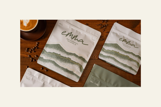 La petite histoire de nos nouveaux sacs de café et nos trucs pour économiser